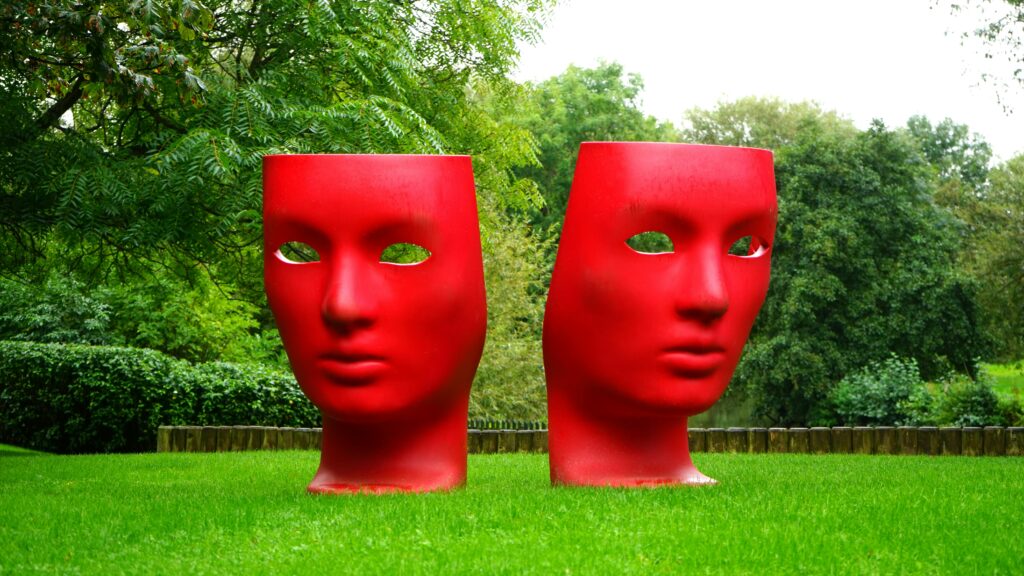 red masks